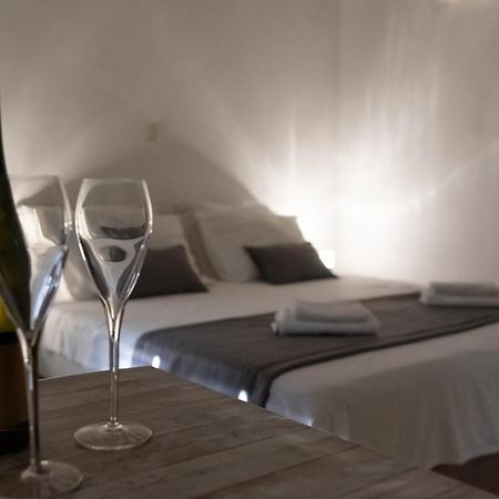 Camenno Apartments-The Heart Of Diocletian'S Palace-Open All Winter! Spalato Esterno foto