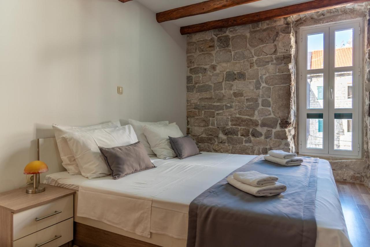 Camenno Apartments-The Heart Of Diocletian'S Palace-Open All Winter! Spalato Esterno foto
