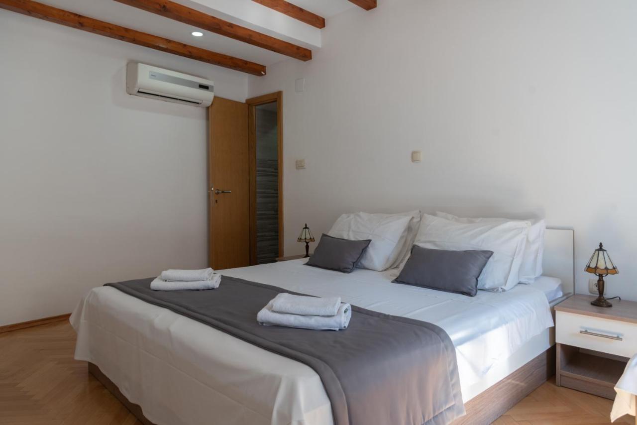 Camenno Apartments-The Heart Of Diocletian'S Palace-Open All Winter! Spalato Esterno foto