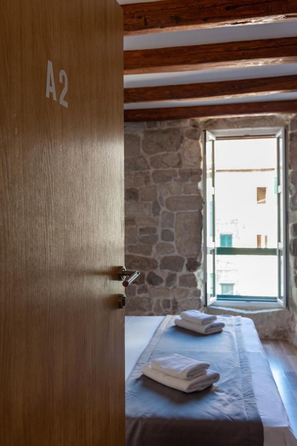 Camenno Apartments-The Heart Of Diocletian'S Palace-Open All Winter! Spalato Esterno foto
